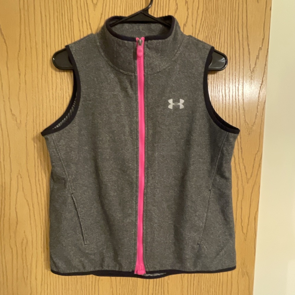 Girls's Under Armour Vest Cold Gear Size Youth XL‎ Grey Pink Black